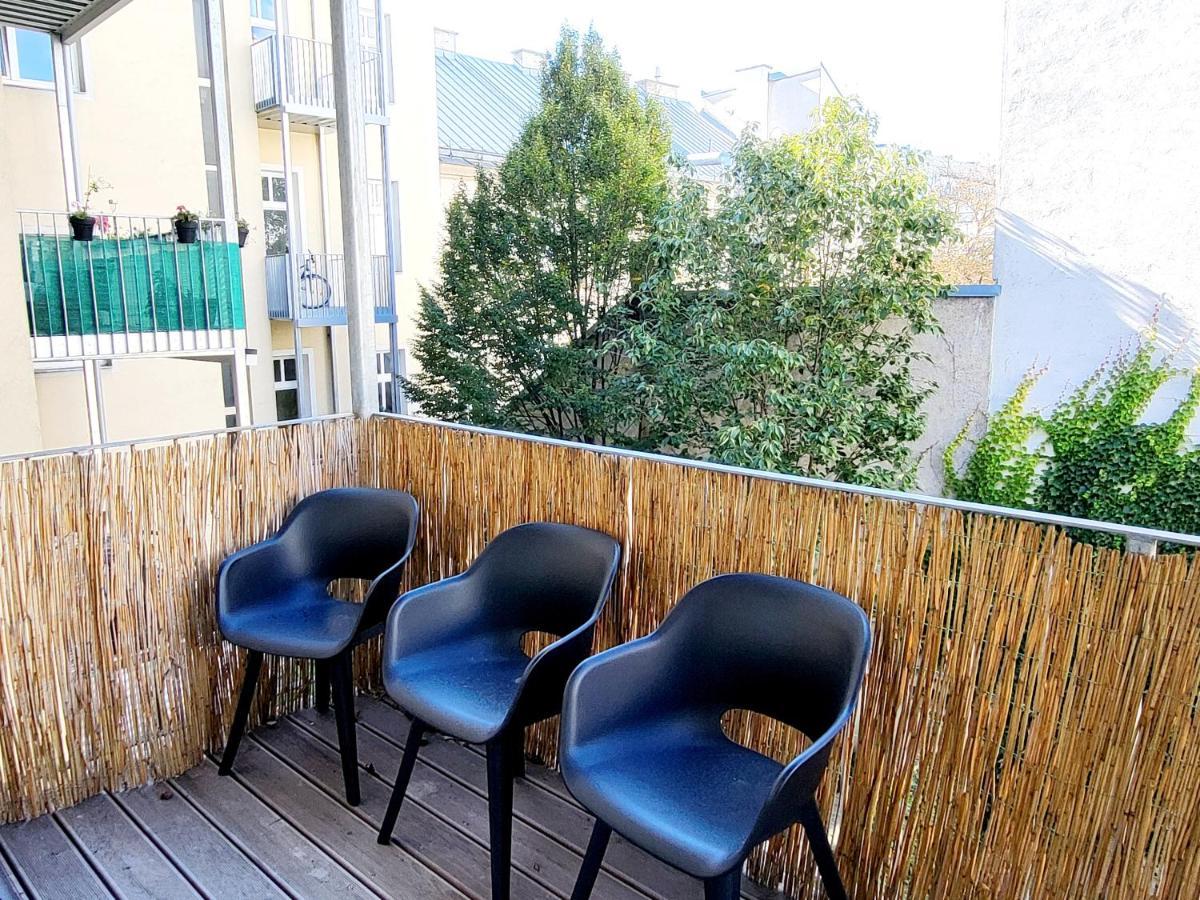 Sunny Apartment With 1 Balcony Wien Eksteriør bilde